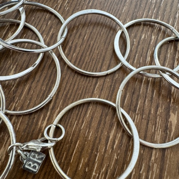 Banana Republic  Silver Circle Link necklace - Picture 3 of 3